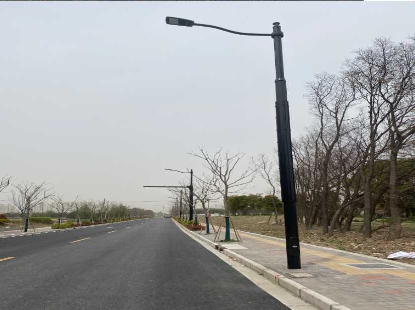 乌审旗上海综合杆 太阳能路灯工程